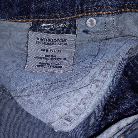 Silver Jeans "Aiko Bootcut" Size 31/31. - Picture 7 of 8